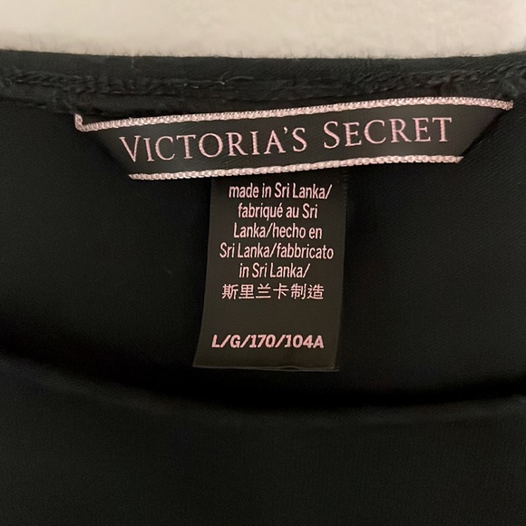 VICTORIA’S SECRET “TEASE” BLACK LONG SLEEVE TEE - Picture 4 of 5
